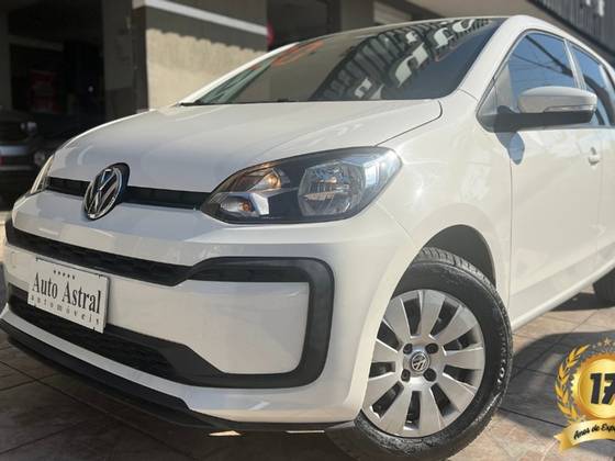VOLKSWAGEN UP 1.0 MPI TOTAL FLEX 4P MANUAL VOLKSWAGEN UP 1.0 MPI TOTAL FLEX 4P MANUAL